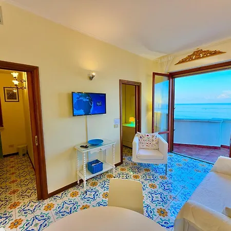 Apartamento Beautiful In Amalfi