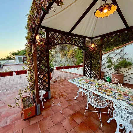 Teresa Beautiful Home In Amalfi Appartement Amalfi
