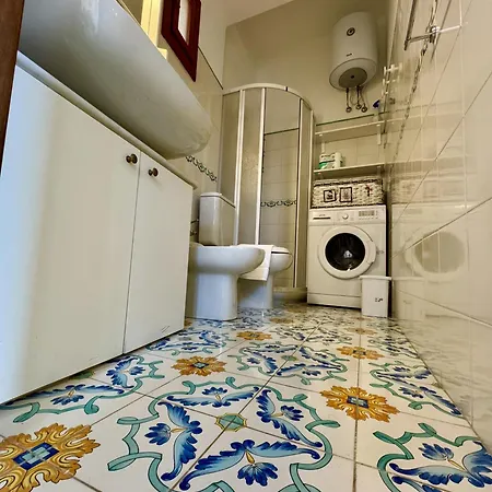 Teresa Beautiful In Apartman Amalfi